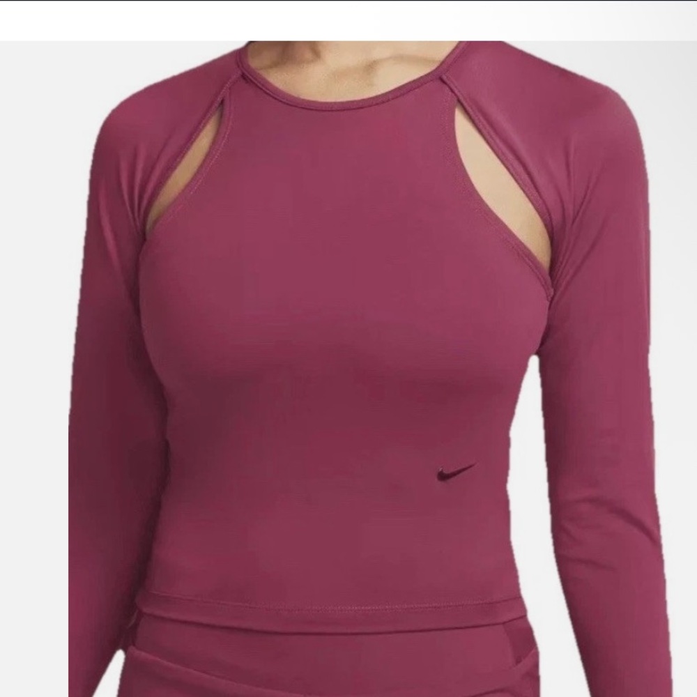 Nike Stealth Evaporation City Ready Women’s Long Sleeve Top Rosewood Sz XS